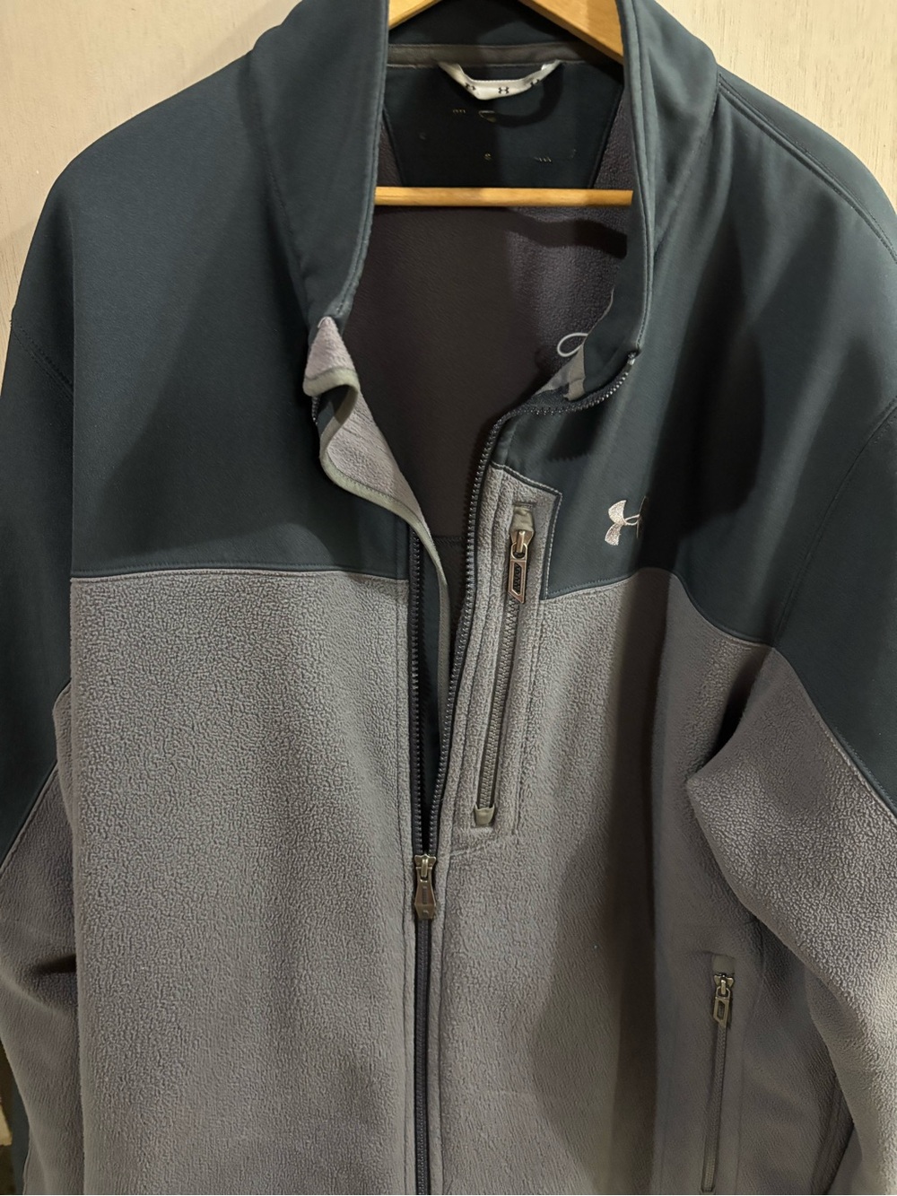 Under Armour Men’s Two-Tone Gray Performance Full-Zip Jacket